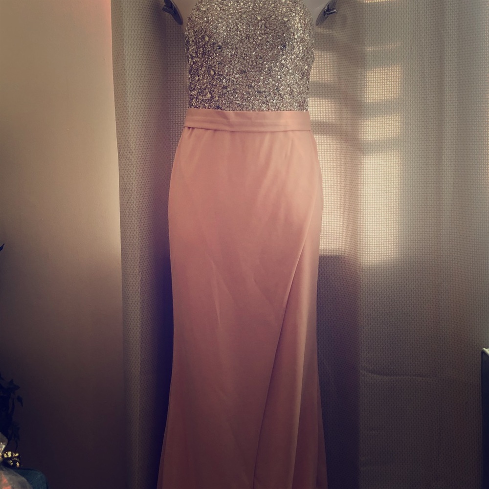Long evening \ wedding dress